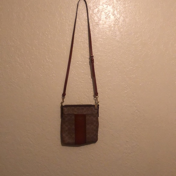 Coach Handbag - Picture 2 of 5